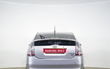 Toyota Prius, 2007 год, 649 000 рублей, 6 фотография