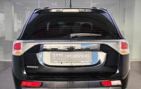 Mitsubishi Outlander III рестайлинг 3, 2013 год, 1 470 000 рублей, 7 фотография