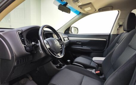 Mitsubishi Outlander III рестайлинг 3, 2013 год, 1 470 000 рублей, 20 фотография