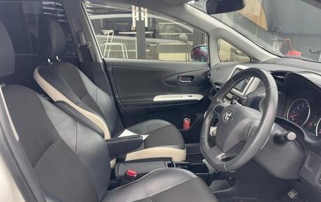 Toyota Wish II, 2015 год, 1 153 000 рублей, 9 фотография