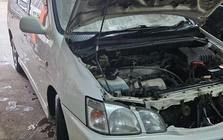 Toyota Gaia, 2000 год, 550 000 рублей, 9 фотография