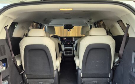 KIA Carnival, 2022 год, 3 800 000 рублей, 5 фотография