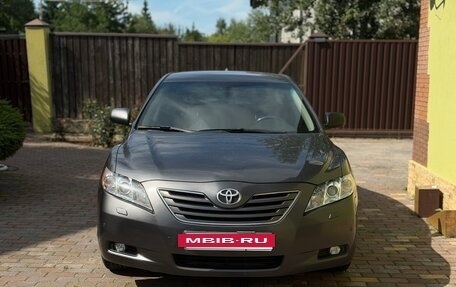 Toyota Camry, 2008 год, 1 180 000 рублей, 2 фотография