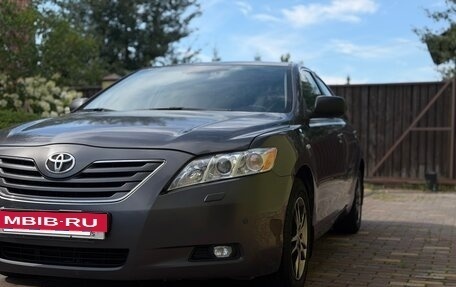 Toyota Camry, 2008 год, 1 180 000 рублей, 10 фотография