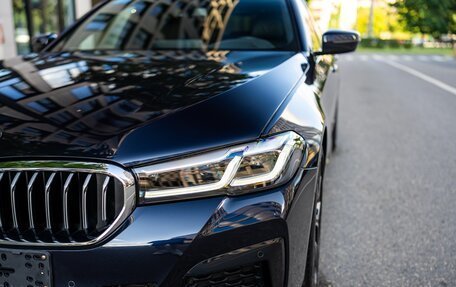 BMW 5 серия, 2022 год, 4 050 000 рублей, 2 фотография