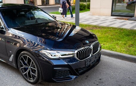 BMW 5 серия, 2022 год, 4 050 000 рублей, 5 фотография