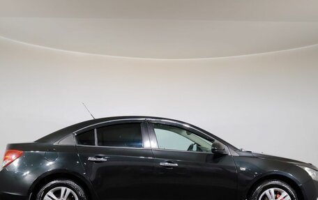 Chevrolet Cruze II, 2010 год, 500 000 рублей, 4 фотография