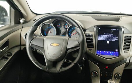 Chevrolet Cruze II, 2010 год, 500 000 рублей, 11 фотография