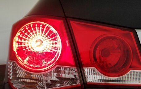 Chevrolet Cruze II, 2010 год, 500 000 рублей, 24 фотография