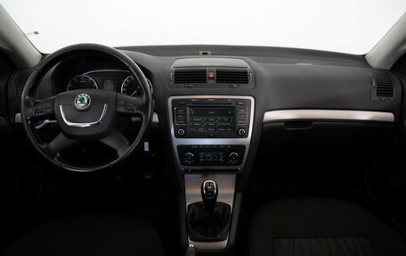 Skoda Octavia, 2012 год, 599 000 рублей, 10 фотография