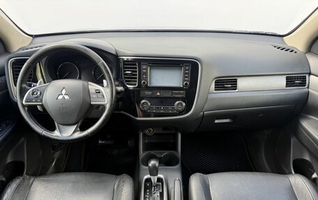 Mitsubishi Outlander III рестайлинг 3, 2012 год, 1 270 000 рублей, 12 фотография