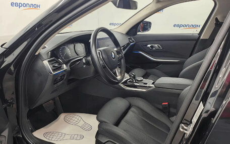 BMW 3 серия, 2021 год, 3 695 000 рублей, 8 фотография