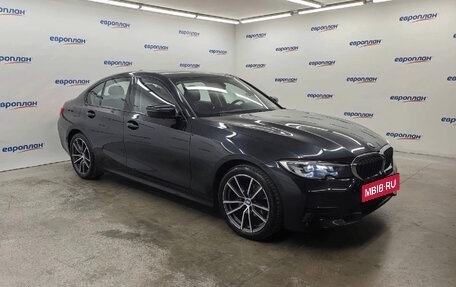 BMW 3 серия, 2021 год, 3 695 000 рублей, 2 фотография