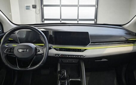 Geely Coolray I, 2023 год, 1 749 000 рублей, 10 фотография