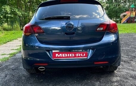 Opel Astra J, 2011 год, 715 000 рублей, 9 фотография