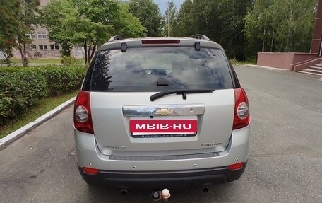 Chevrolet Captiva I, 2010 год, 950 000 рублей, 4 фотография