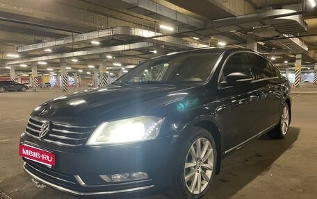 Volkswagen Passat B7, 2012 год, 1 070 000 рублей, 2 фотография