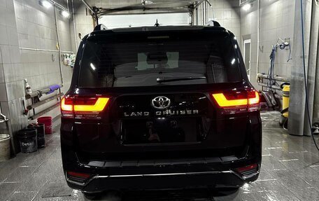 Toyota Land Cruiser, 2024 год, 12 000 000 рублей, 5 фотография