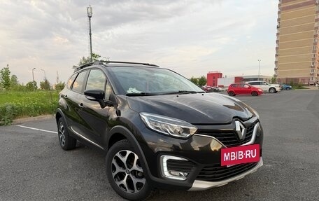 Renault Kaptur I рестайлинг, 2017 год, 1 290 000 рублей, 2 фотография