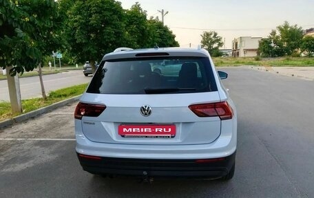 Volkswagen Tiguan II, 2018 год, 2 500 000 рублей, 7 фотография