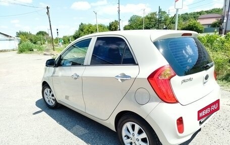 KIA Picanto II, 2011 год, 890 000 рублей, 6 фотография