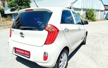 KIA Picanto II, 2011 год, 890 000 рублей, 4 фотография