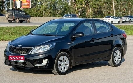 KIA Rio III рестайлинг, 2014 год, 940 000 рублей, 1 фотография