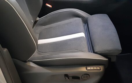 Skoda Kodiaq, 2026 год, 3 930 000 рублей, 28 фотография