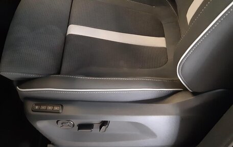 Skoda Kodiaq, 2026 год, 3 930 000 рублей, 34 фотография