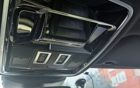 Land Rover Range Rover Velar I, 2017 год, 3 860 000 рублей, 26 фотография