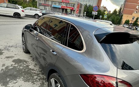 Porsche Cayenne III, 2010 год, 2 439 000 рублей, 4 фотография