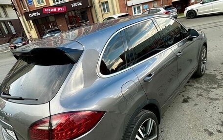 Porsche Cayenne III, 2010 год, 2 439 000 рублей, 3 фотография