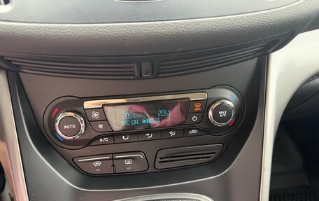 Ford Kuga III, 2013 год, 975 000 рублей, 19 фотография