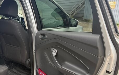 Ford Kuga III, 2013 год, 975 000 рублей, 13 фотография