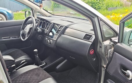 Nissan Tiida, 2010 год, 600 000 рублей, 11 фотография
