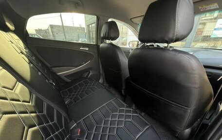 Hyundai Solaris II рестайлинг, 2015 год, 875 000 рублей, 16 фотография