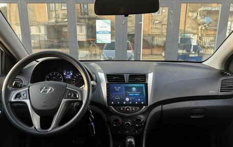 Hyundai Solaris II рестайлинг, 2015 год, 875 000 рублей, 15 фотография