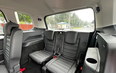 Volkswagen Touran III, 2022 год, 1 630 000 рублей, 15 фотография