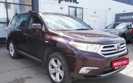 Toyota Highlander III, 2011 год, 1 750 000 рублей, 3 фотография