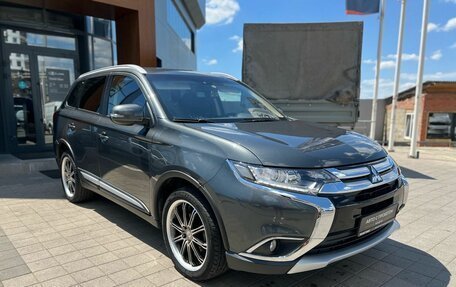 Mitsubishi Outlander III рестайлинг 3, 2015 год, 1 550 000 рублей, 3 фотография