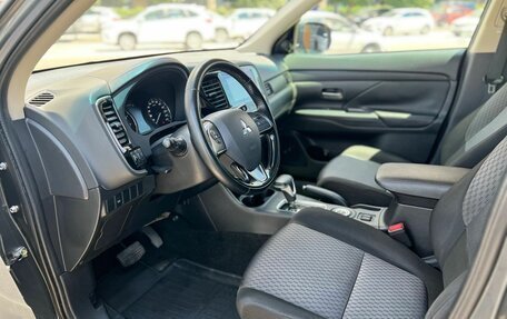 Mitsubishi Outlander III рестайлинг 3, 2015 год, 1 550 000 рублей, 9 фотография