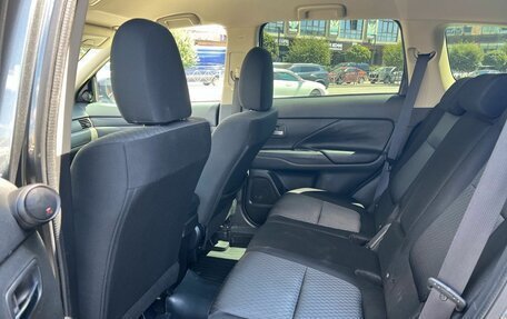 Mitsubishi Outlander III рестайлинг 3, 2015 год, 1 550 000 рублей, 14 фотография