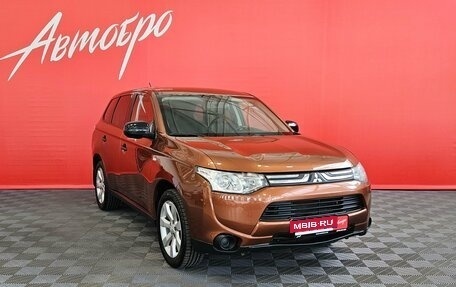 Mitsubishi Outlander III рестайлинг 3, 2012 год, 1 235 000 рублей, 7 фотография