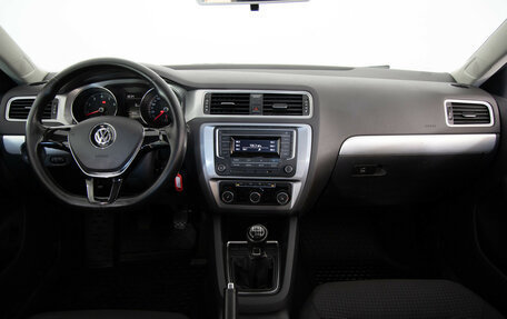 Volkswagen Jetta VI, 2017 год, 749 000 рублей, 10 фотография