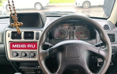 Mitsubishi Pajero iO, 2002 год, 450 000 рублей, 7 фотография