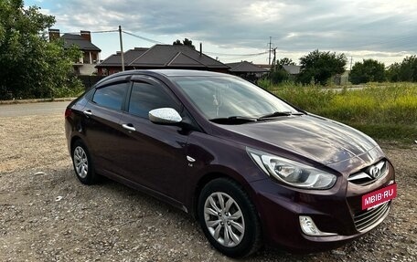 Hyundai Solaris II рестайлинг, 2011 год, 680 000 рублей, 5 фотография
