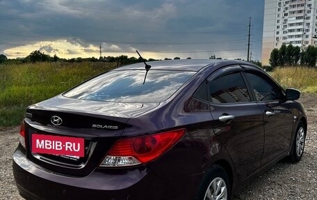 Hyundai Solaris II рестайлинг, 2011 год, 680 000 рублей, 6 фотография