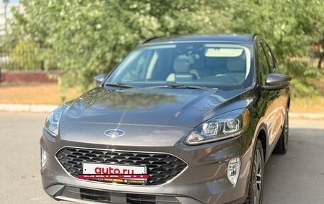 Ford Escape, 2020 год, 2 190 000 рублей, 3 фотография