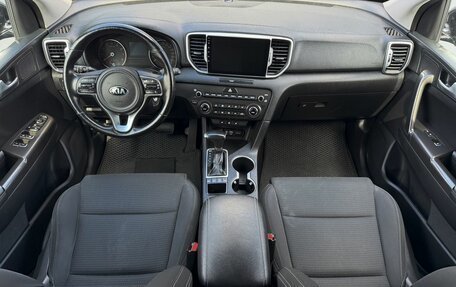 KIA Sportage IV рестайлинг, 2018 год, 1 945 000 рублей, 10 фотография