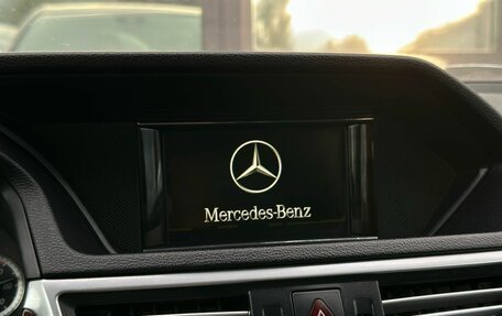 Mercedes-Benz E-Класс, 2011 год, 1 099 000 рублей, 17 фотография